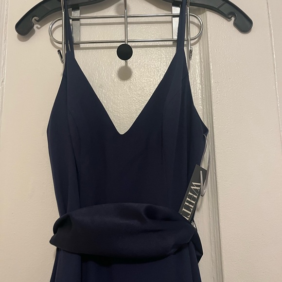 David’s Bridal V-Neck Crepe Mermaid Bridesmaids Dress VW360489 in Navy Blue NWT - Picture 4 of 8
